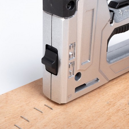 КВТ Степлер строительный СТС-4 79855 KVT КВТ Степлер строительный СТС-4 79855 KVT